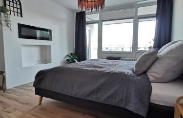 Up Wulkje21 Neu renovierte Wohnung mit PKW Stellplatz - Photo 2