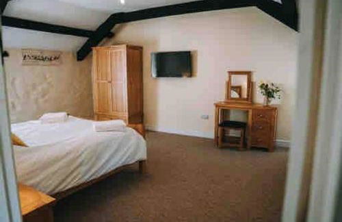 Courtyard Cottage with hot tub and walled garden - Foto 16