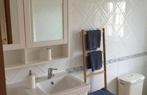 Yellow House Ericeira - Foto 39