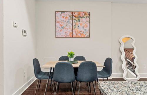 Luxury 3BR Rooftop Apartment Walk to MET and Metro - Foto 14