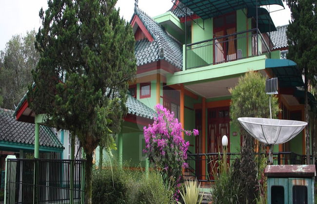 Villa Kota Bunga Dandelion - Photo 80