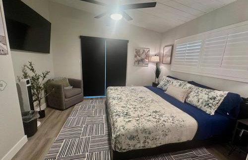 Half ACRE Lux Pool SPA with FIREPIT ARCADE Grill Sleeps 40 - Foto 12