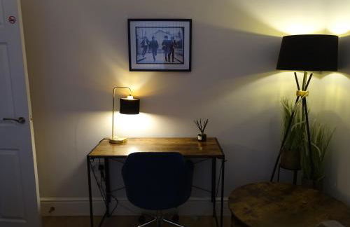 Modern & Stylish Home at the corner of famous Penny Lane in Liverpool - Foto 74