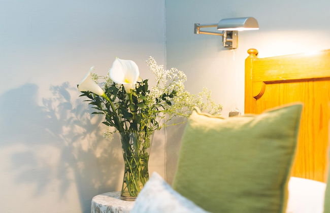 Lovely Guesthouse in Pretoria Welcoming you on a Spacious Room With Breakfast - Foto 3