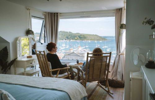 Stunning High Street Townhouse With Sea Views & Parking at 'Tide View Townhouse' - Foto 21