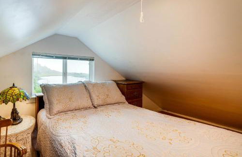 Peaceful Cloverdale Home - Walk to Winema Beach - Foto 16