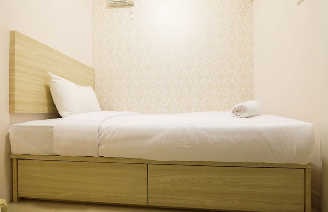 Easy Access to Mall Green Pramuka Apartment - Foto 3