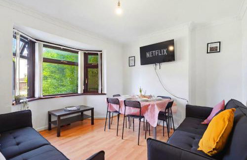 Cosy 4 Bedroom Birmingham - Foto 1