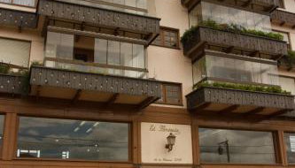 Av das hortênsias 3 quartos 3 banheiros - Foto 2