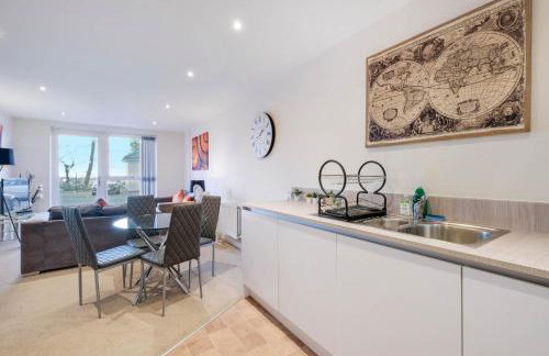 Alder House Serviced Apartment Maidenhead by 360stays - Foto 14