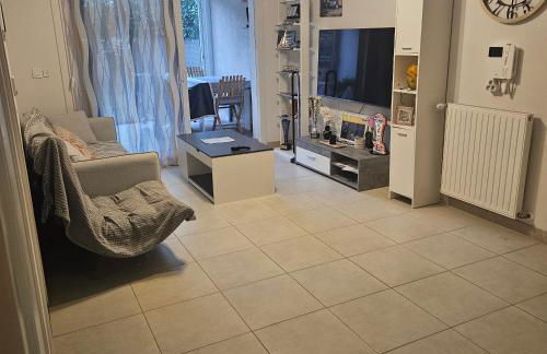 Appartement 3 pièces proche tous commerces - Foto 2