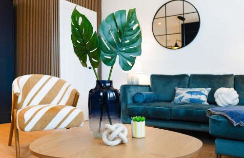 Central Location 3BR Home on Gladstone Street - Photo 17