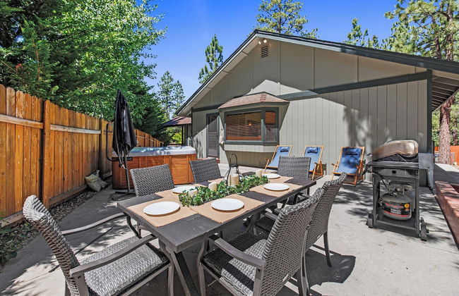 Alpenglow Chateau by Avantstay Ideal Big Bear Location w/ Pool Table & Hot Tub! - Foto 8