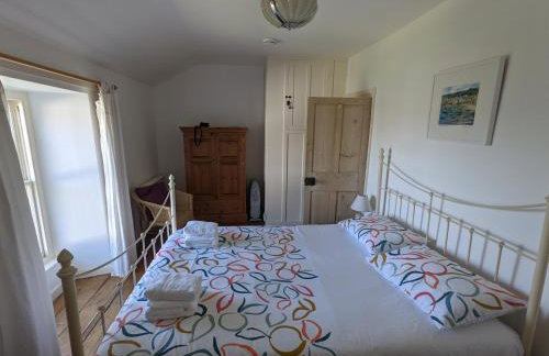 Traditional Fisherman's Cottage with 3 bedrooms - Photo 9