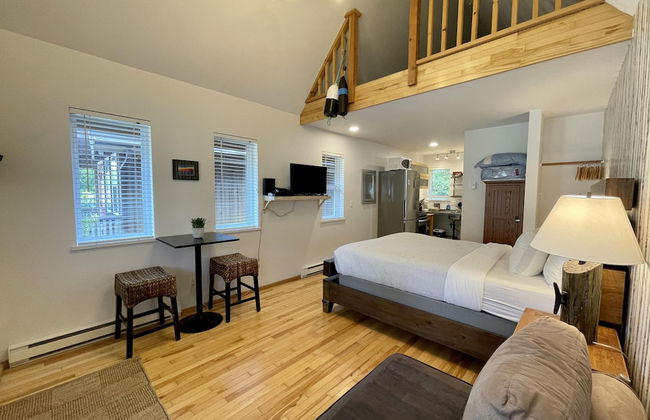 West Coast Cabin - Photo 6