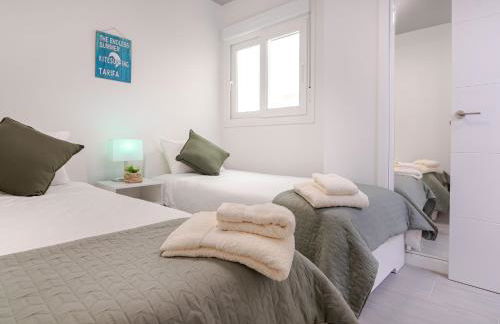 Apt w Beach/Mountain Views, Pool and Parking - Photo 10