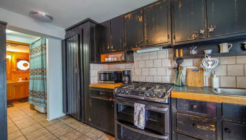 Serene mountain getaway, Hot Tub, Sauna, Lake View, Swim, Fish, Hiking, EV plugin - Foto 5