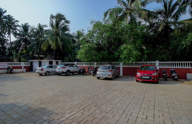 OYO 9792 Home 2BHK Poolside Siolim - Photo 25