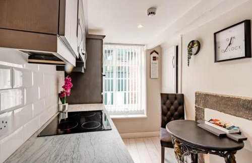 Hexham Town Centre, Market Place View - Photo 44