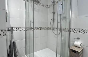 Bright, first floor, one bedroom flat in Wimborne - Photo 27