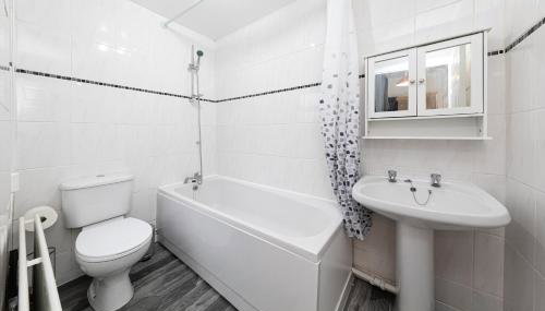 Cosy Semidetached Home - Foto 5, Shower