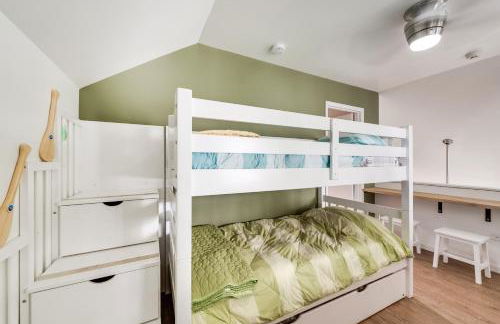 Island Retreat on Pistakee Lake Deck and Gas Grill! - Photo 16