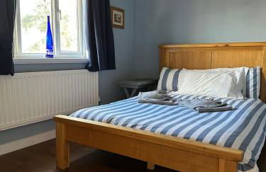 Cosy 2BR Home with Garden & Parking - Foto 40