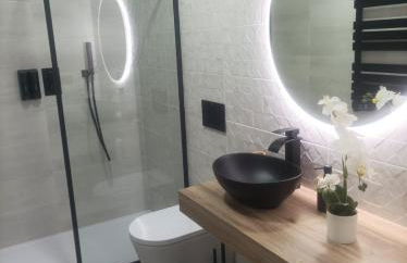 The Romantic Loft - Photo 11