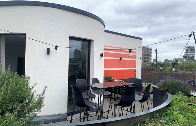 Stylish 2BD Flat With Private Balcony - Battersea - Foto 22