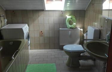 Obere Ferienwohnung Asshoff zwischen Odenwald, Taubertal und Bauland - Foto 6