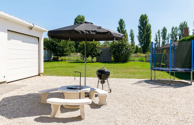 2 bedroom Apartment in Balatonszárszó with garden - Photo 22