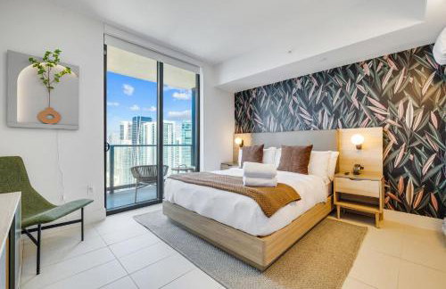 Stunning Lux 2 Bed 2 Bath with Panoramic View from Balcony - Foto 28