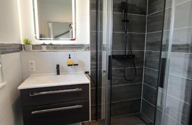 VILLA VULKANEIFEL -modern -familienfreundlich -Terrasse -Doppelgarage -ruhiger Lage - Foto 16