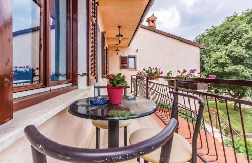 One-Bedroom Apartment In Gajana - Foto 13