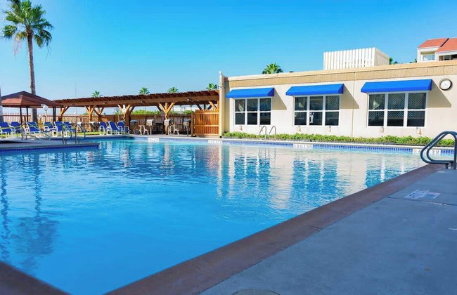 Luxe 1 Bedroom House with Pool - Gulfview II unit 410 - Photo 33