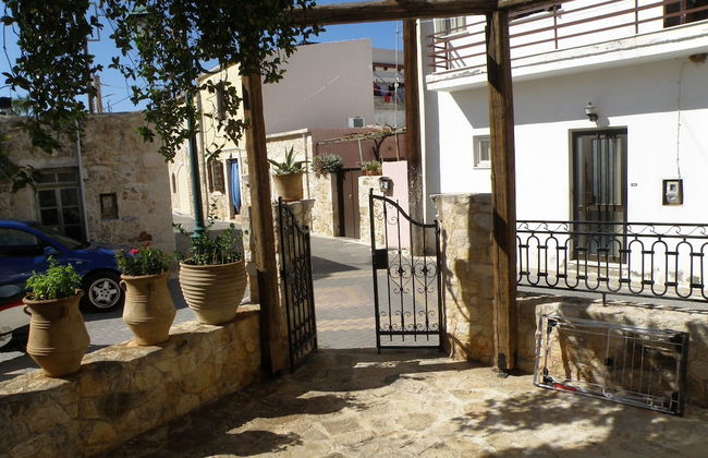 Traditional Studio Artemis in Chersonissos - Photo 32