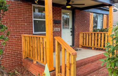 House with Firepit near Noda Plaza Midwood LightRail - Foto 15