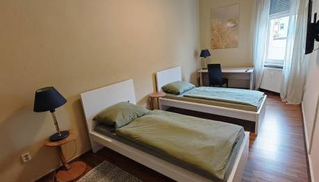 City Apartment I 75qm I Kostenloser Parkplatz I Nähe Staatstheater I WLAN - Foto 4