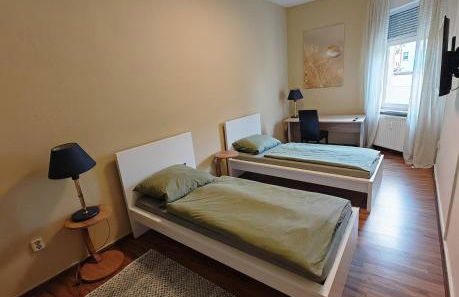 City Apartment I 75qm I Kostenloser Parkplatz I Nähe Staatstheater I WLAN - Photo 4