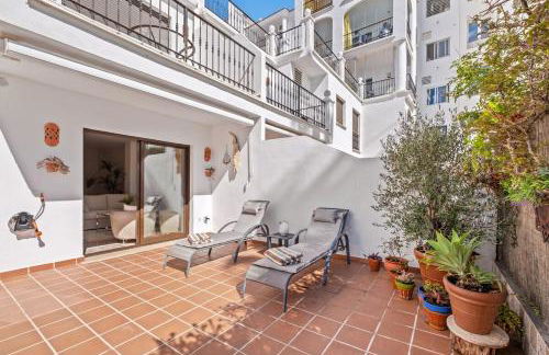 Driftwood Escape - Puerto de la Duquesa - Photo 5