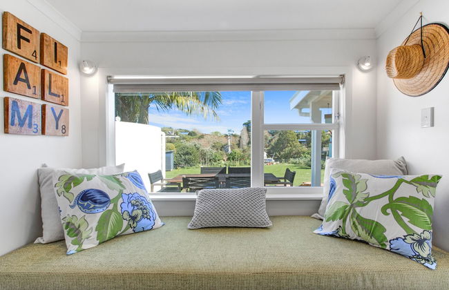 The Little Blue Bach in Oneroa Village - Foto 8