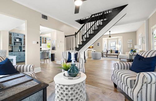 Luxurious Escape Sleeps 10 with Private Pool & Spa - Foto 21