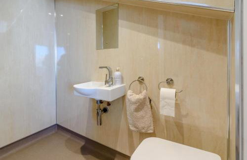 Hunroe Brow - Photo 5