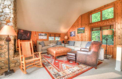 Stratton Mountain Condo with a Hot Tub! Sleeps 12! - Photo 58