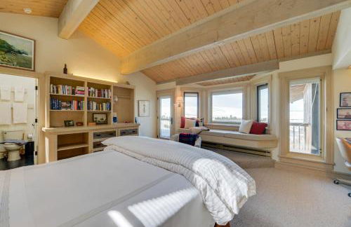 Cora Home with Mountain Views - Fishing On-Site! - Photo 33