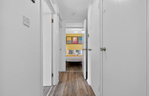 Comfy City Base with Free Parking Walk Everywhere - Foto 48