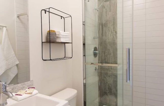 Perfect 2 Bdr, 2 Bath Landing for the Family - Foto 37