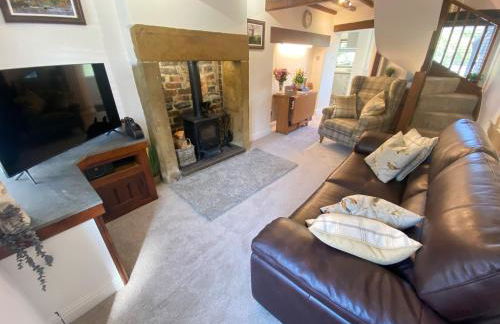 Cosy Cottage in Grindleford, Garden, Views & Walks on the Doorstep, 4 Guests - Photo 27