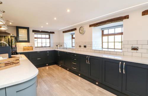 Birkett Barn - Photo 10