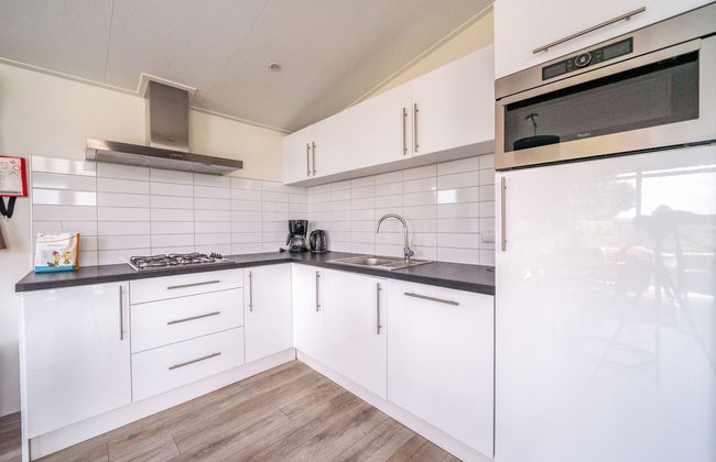 2 bedroom House in Dordrecht with swimming pool and terrace - Photo 12